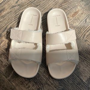 Coconut colour shearling & leather slides 38
